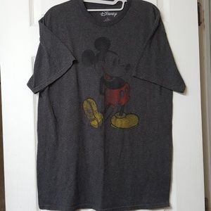 DISNEY T-SHIRT